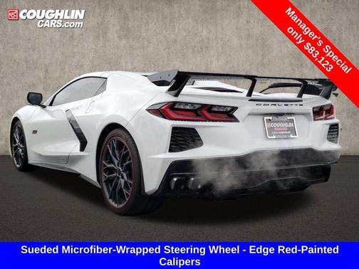 White Pearl Metallic 2023 Chevrolet Corvette Stingray w/3LT