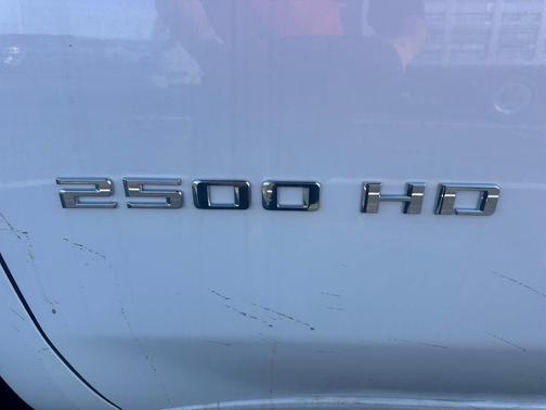 Summit White 2026 Chevrolet Silverado 2500 WT