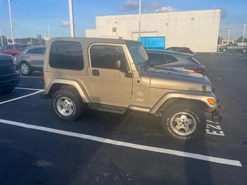 2003 Jeep Wrangler Sahara