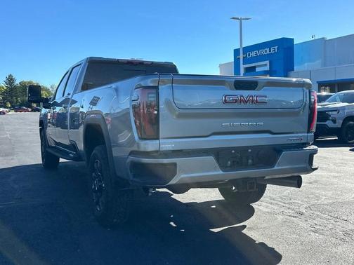 2024 GMC Sierra 3500 AT4