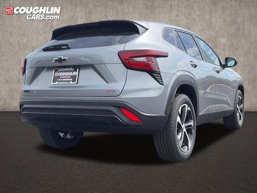 Sterling Gray Metallic 2026 Chevrolet Trax 1RS