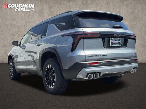 Sterling Gray Metallic 2026 Chevrolet Traverse Z71