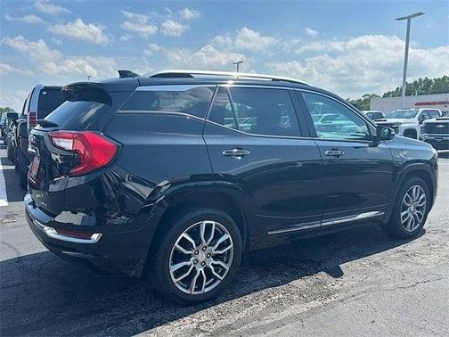 2022 GMC Terrain Denali