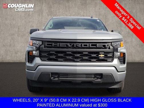 2025 Chevrolet Silverado 1500 Custom