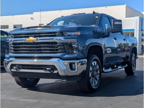 2025 Chevrolet Silverado 3500 LT