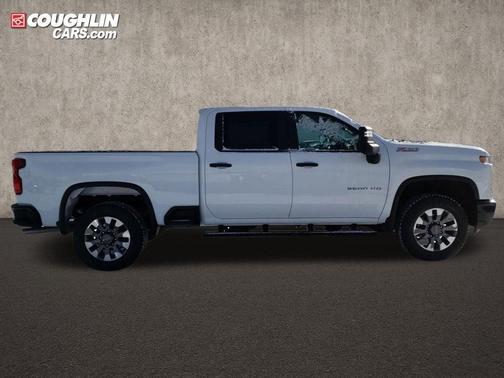 2026 Chevrolet Silverado 2500 Custom