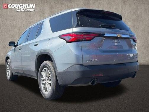 Sterling Gray Metallic 2024 Chevrolet Traverse Limited LT Cloth