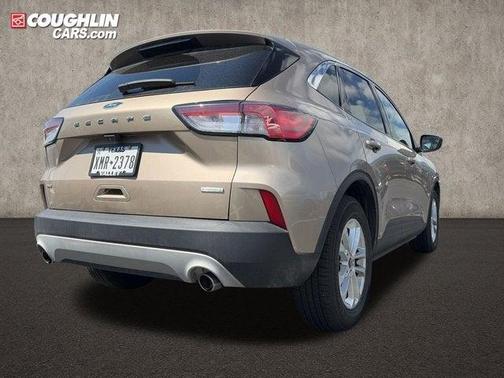 Desert Gold Metallic 2020 Ford Escape SE