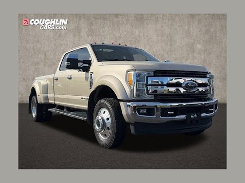 White Gold Metallic 2017 Ford F-450 King Ranch