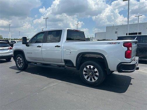 2022 Chevrolet Silverado 2500 Custom