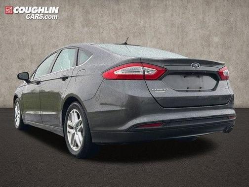 Magnetic 2016 Ford Fusion SE
