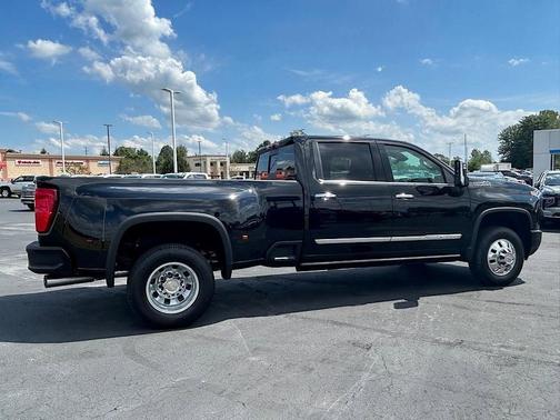 2025 Chevrolet Silverado 3500 High Country
