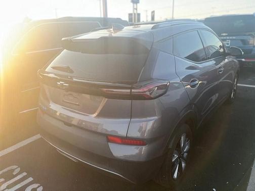 2022 Chevrolet Bolt EUV LT