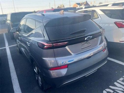2022 Chevrolet Bolt EUV LT