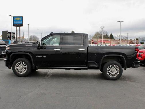 2023 Chevrolet Silverado 3500 High Country