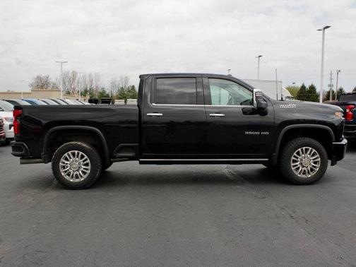 2023 Chevrolet Silverado 3500 High Country