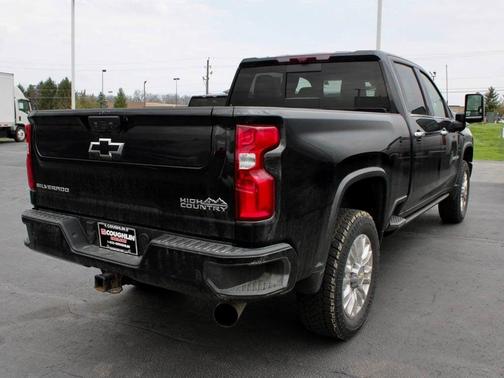 2023 Chevrolet Silverado 3500 High Country