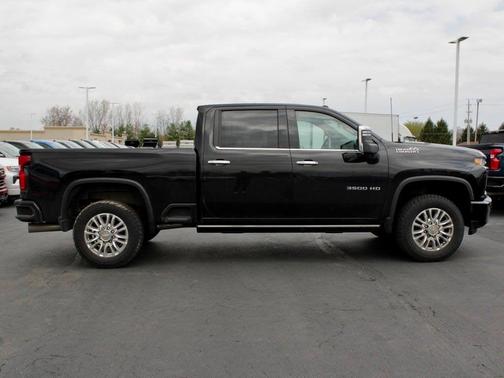 2023 Chevrolet Silverado 3500 High Country