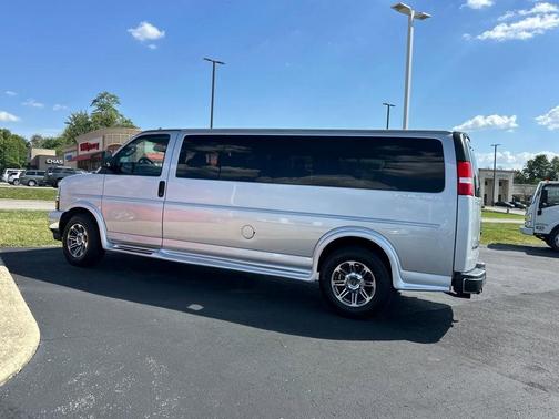 2023 Chevrolet Express 2500 Work Van