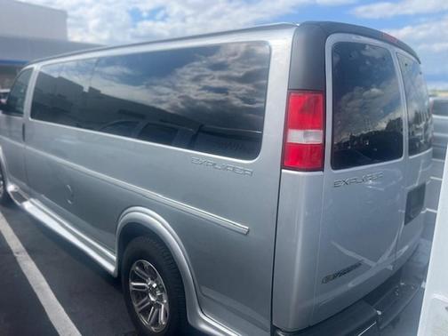2023 Chevrolet Express 2500 Work Van