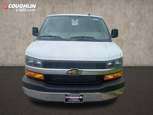 2025 Chevrolet Express 2500 Work Van