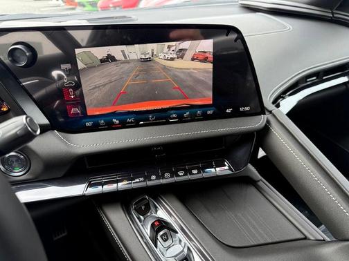 2026 Chevrolet Corvette Stingray w/2LT