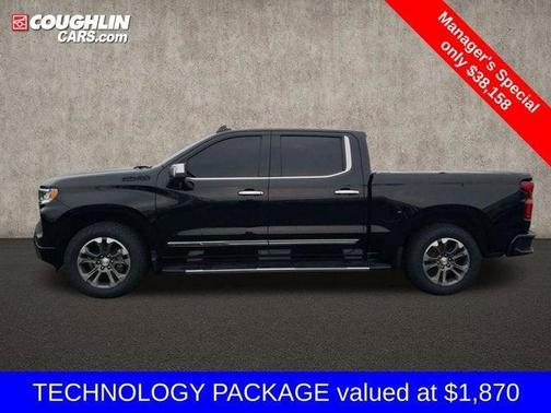 Black 2022 Chevrolet Silverado 1500 High Country