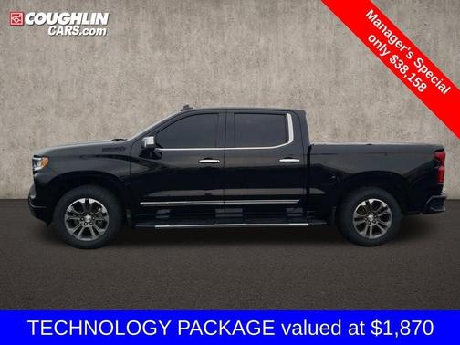 Black 2022 Chevrolet Silverado 1500 High Country