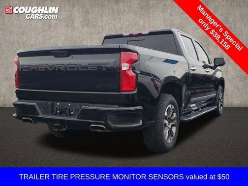 Black 2022 Chevrolet Silverado 1500 High Country