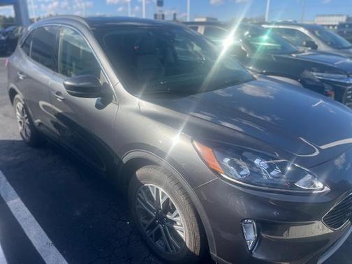 2020 Ford Escape SEL