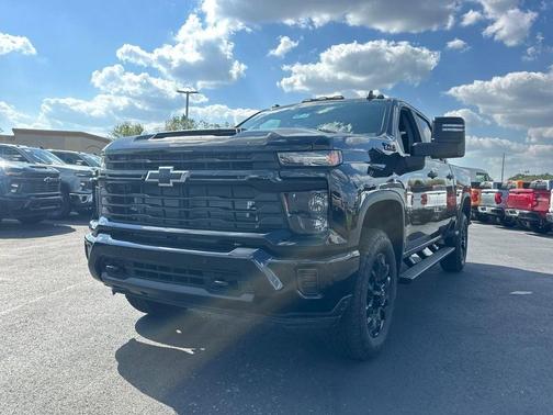 2025 Chevrolet Silverado 2500 Custom