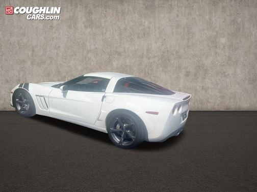 Arctic White 2011 Chevrolet Corvette Grand Sport