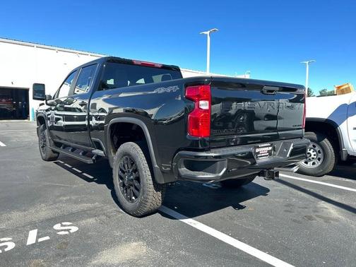 2026 Chevrolet Silverado 2500 Custom