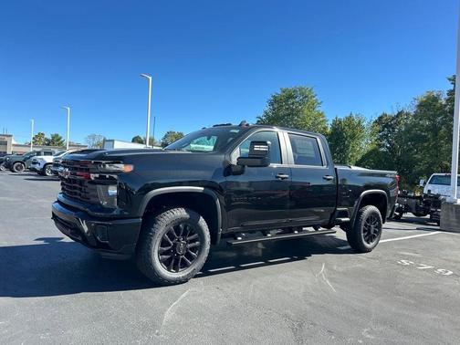 2026 Chevrolet Silverado 2500 Custom