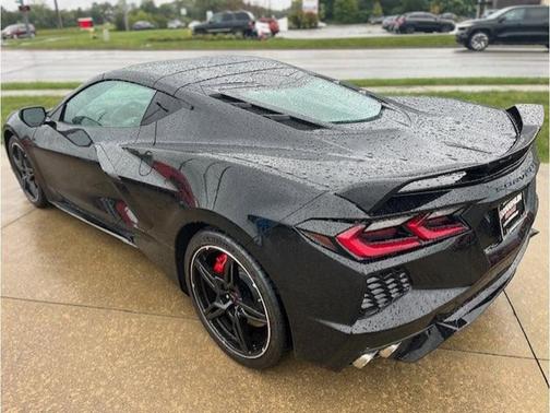 2022 Chevrolet Corvette Stingray w/1LT