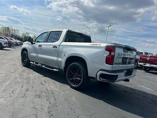 2022 Chevrolet Silverado 1500 Custom