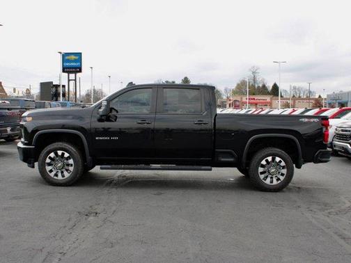 2022 Chevrolet Silverado 2500 Custom