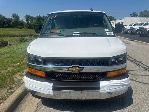 2025 Chevrolet Express 3500 Work Van