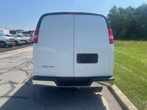 2025 Chevrolet Express 3500 Work Van