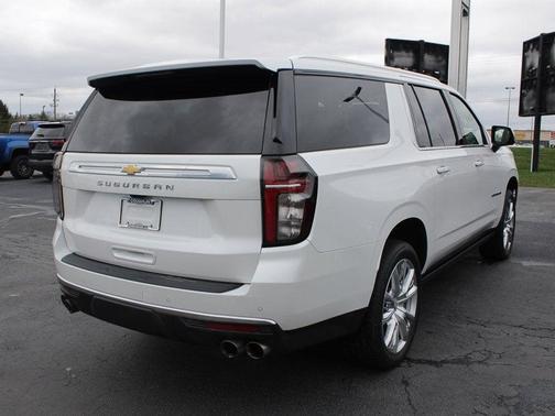 2023 Chevrolet Suburban High Country