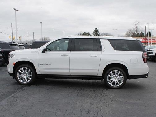 2023 Chevrolet Suburban High Country