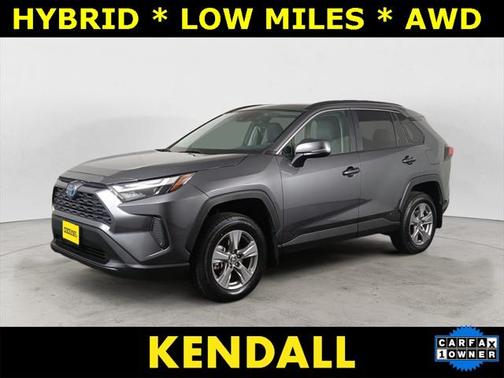 2022 Toyota RAV4 Hybrid XLE