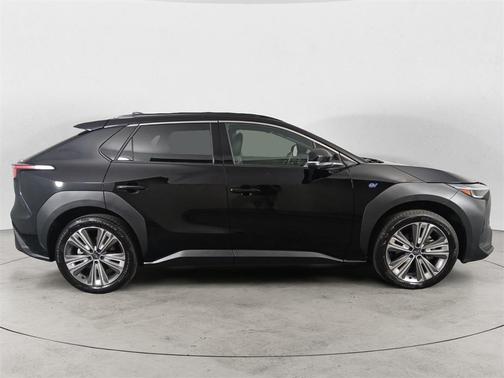 2024 Subaru Solterra Touring