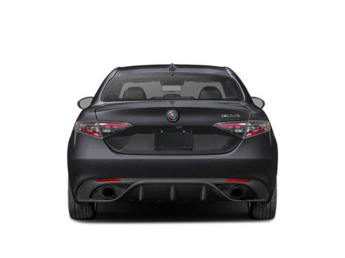Vesuvio Gray Metallic 2025 Alfa Romeo Giulia AWD