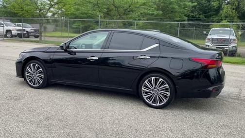 2024 Nissan Altima 2.5 SL