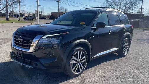 2023 Nissan Pathfinder Platinum 4WD
