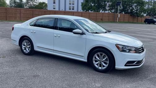 2017 Volkswagen Passat 1.8T S