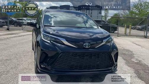 2022 Toyota Sienna XSE 7 Passenger