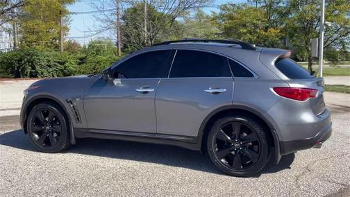 2017 INFINITI QX70 Base