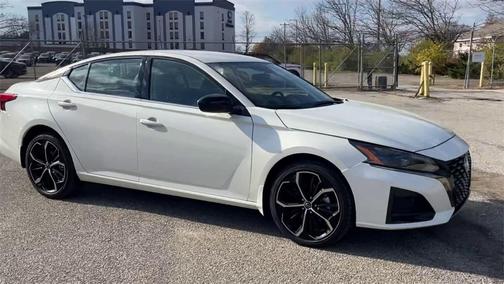 2025 Nissan Altima SR AWD